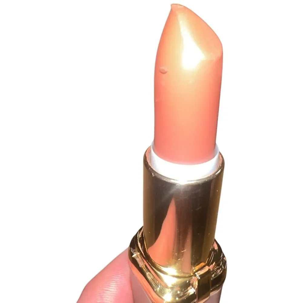 L'Oreal Paris Colour Riche Ultra Matte Lipstick 987 Radical Rosewood, mauve RARE